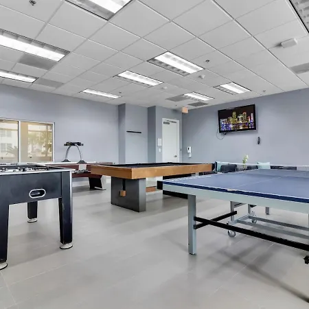 Ferienwohnung Brickell Key Gem: Stylish 1-Bed W/ Free Parking Miami Exterior foto
