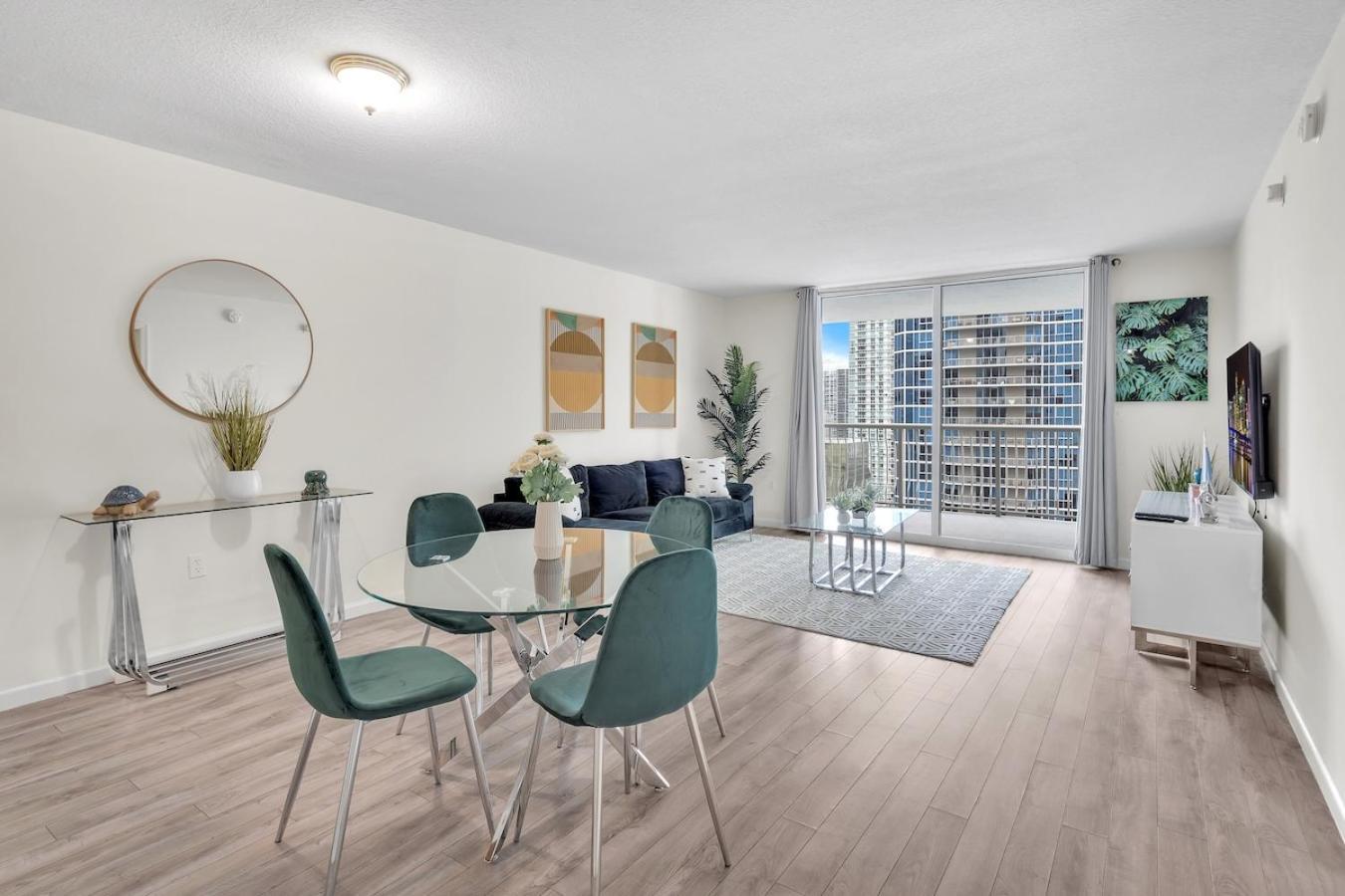 Apartment Brickell Key Gem: Stylish 1-bed W/ Free Parking *
